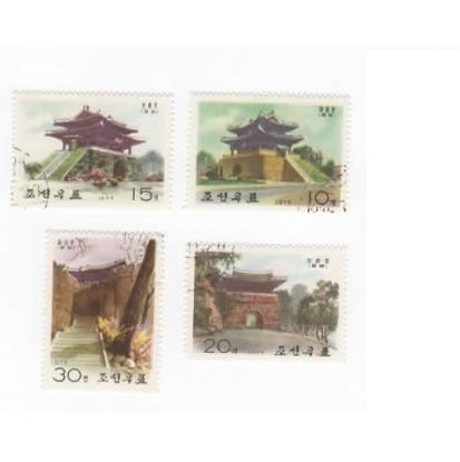Imagen de SERIE DE ESTAMPILLAS ARQUITECTURA DE COREA DEL NORTE PAGODAS 1975