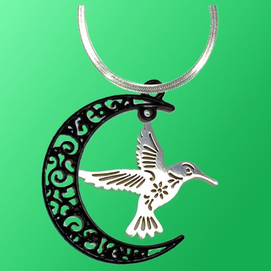 Imagen de Hermoso Colibri Acero Inoxidable Alta Durabilidad en Luna Creciente Negra 41x31mm en Aretes, Collar o Juego (Aretes+Collar)+9 Combinaciones y Modelos para Escoger x1col-Lopi